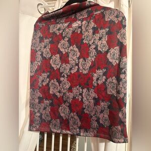 LuLaRoe Red and Gray Floral Pencil Skirt